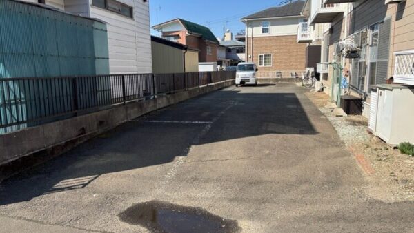 駐車場ライン引き工事
