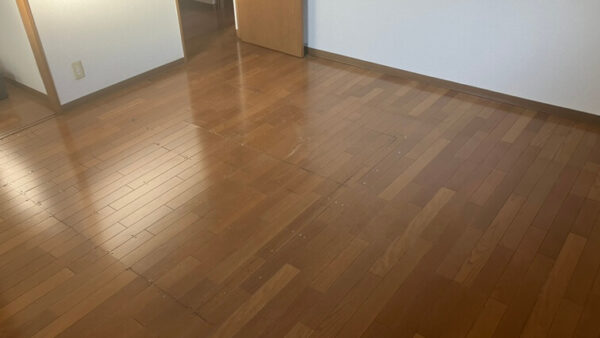 フロアタイル施工